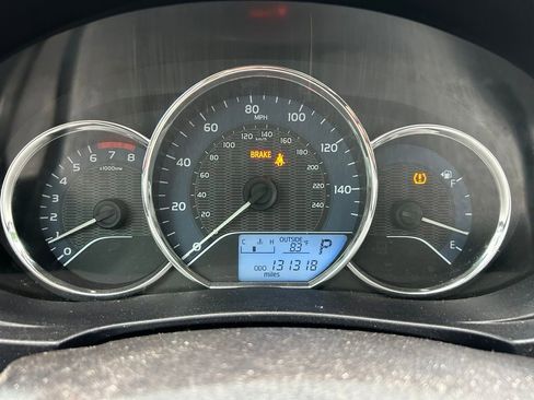 Used 2016 Toyota Corolla LE FWD image 19