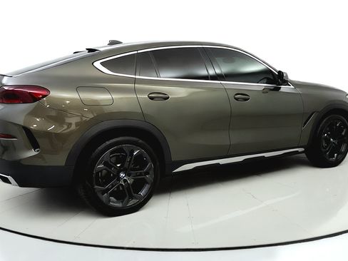 Used 2022 BMW X6 xDrive40i w/ Premium Package AWD/4WD image 7