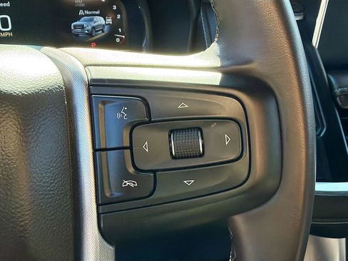 Used 2024 GMC Yukon SLT image 38