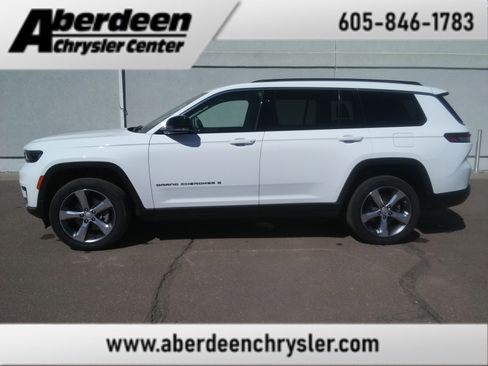 Used 2022 Jeep Grand Cherokee L Limited image 1