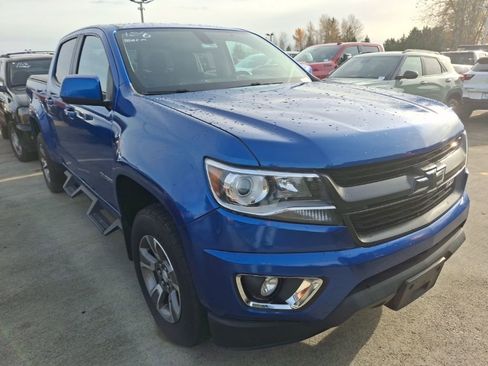Used 2018 Chevrolet Colorado Z71 image 2