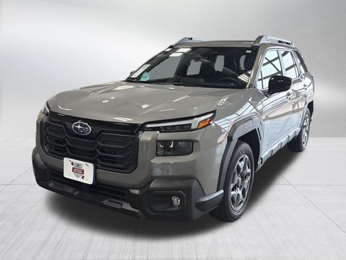 Used 2026 Subaru Outback Premium AWD/4WD image 3