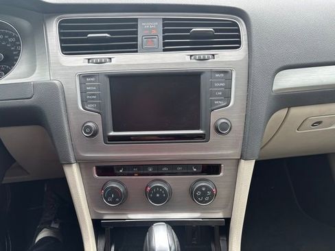 Used 2016 Volkswagen Golf SE FWD image 12