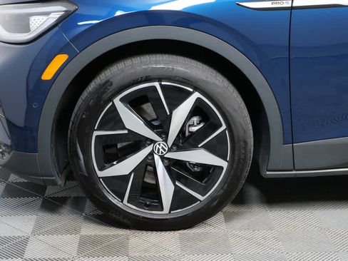 Used 2023 Volkswagen ID.4 Pro S image 37