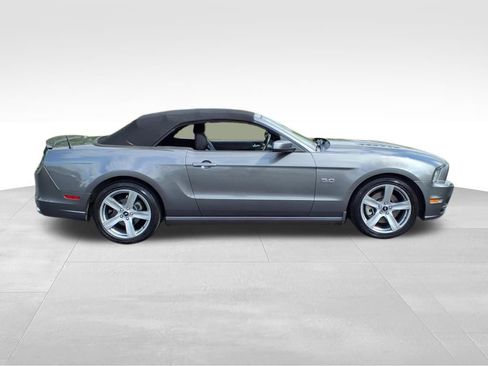 Used 2013 Ford Mustang GT Premium w/ Security Pkg image 22