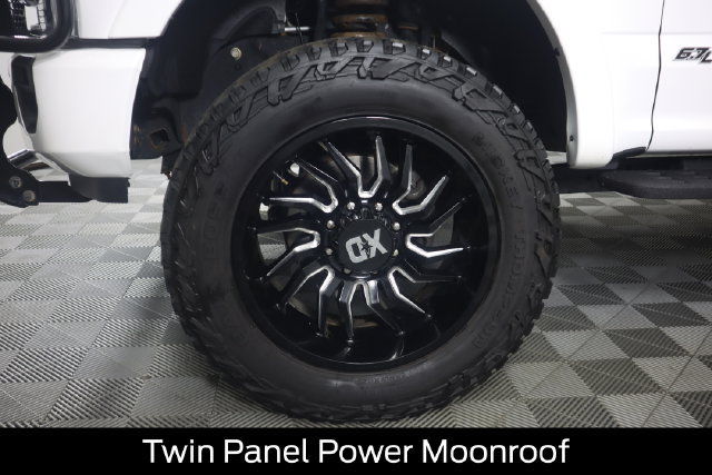 Used 2022 Ford F350 Platinum w/ Tremor Off-Road Package AWD/4WD image 27