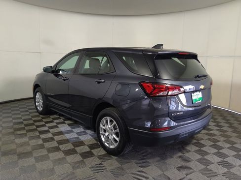 Used 2022 Chevrolet Equinox LS AWD/4WD image 5