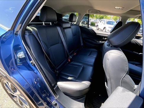 Used 2022 Subaru Outback Limited AWD/4WD image 19