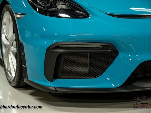 Used 2021 Porsche 718 Boxster Spyder RWD image 31