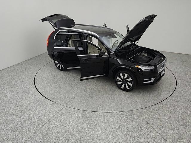 Certified 2025 Volvo XC90 T8 Plus w/ Protection Package Premier AWD/4WD image 22