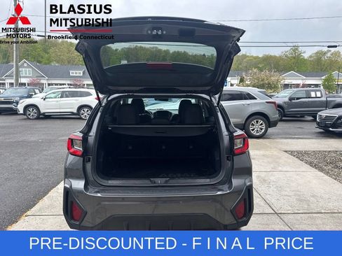 Used 2024 Subaru Crosstrek 2.5i Limited AWD/4WD image 9