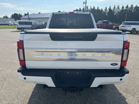 Used 2022 Ford F350 Platinum w/ FX4 Off-Road Package image 6