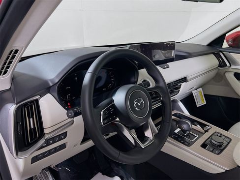 New 2026 MAZDA CX-90 3.3 Turbo w/ Premium Plus Pkg image 9