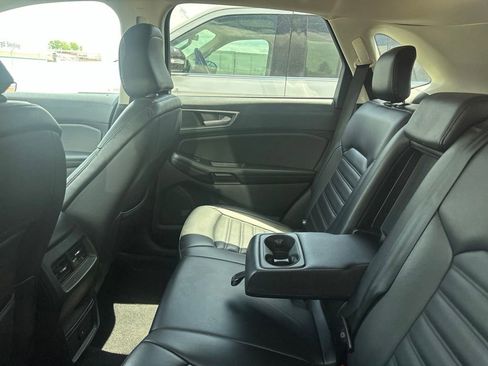 Used 2024 Ford Edge SEL AWD/4WD image 19