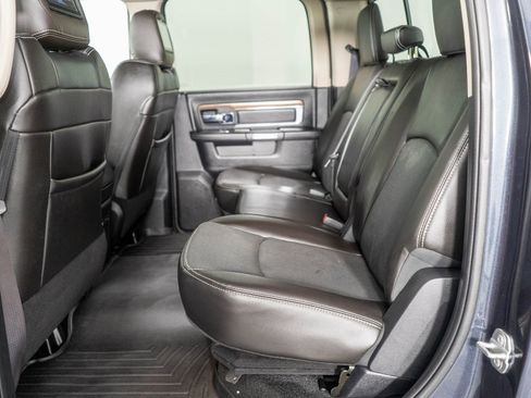 Used 2015 RAM 2500 Laramie w/ Convenience Group image 11