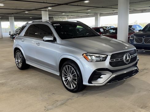 Used 2024 Mercedes-Benz GLE 450 4MATIC image 2