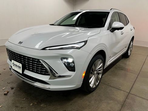 New 2026 Buick Envision Avenir image 5