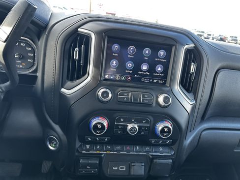 Used 2022 GMC Sierra 3500 AT4 w/ AT4 Premium Plus Package image 16