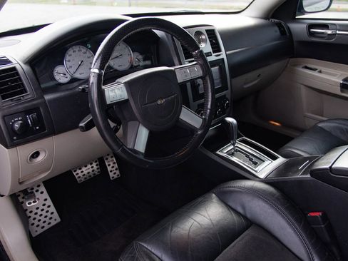 Used 2006 Chrysler 300 SRT8 w/ SRT Option Group II image 14