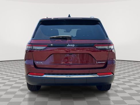 Used 2025 Jeep Grand Cherokee Laredo X w/ Luxury Tech Group I AWD/4WD image 8