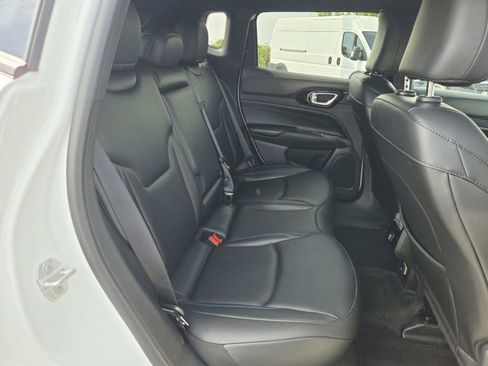 Used 2025 Jeep Compass Limited w/ High Altitude Package AWD/4WD image 16