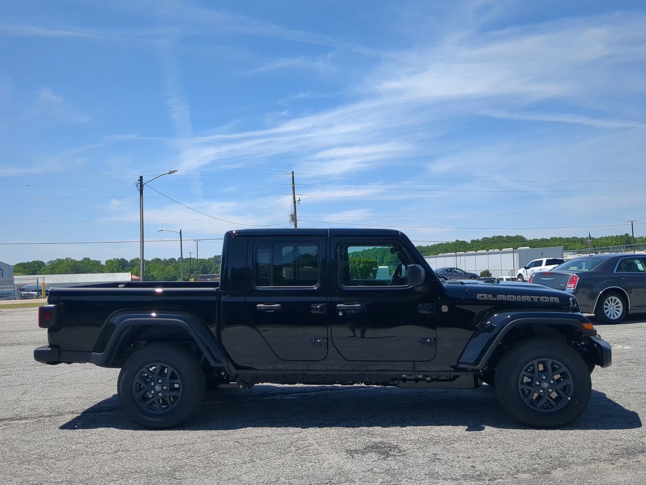New 2026 Jeep Gladiator Sport AWD/4WD image 2