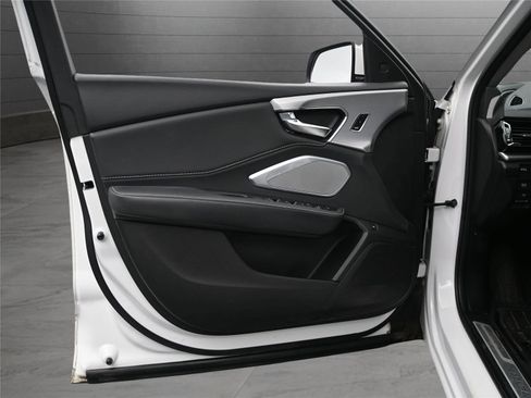 Certified 2023 Acura RDX AWD w/ Technology Package image 9