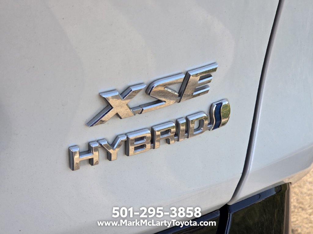 Used 2021 Toyota RAV4 XSE AWD/4WD image 10