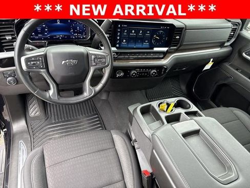 Certified 2024 Chevrolet Silverado 1500 RST image 19