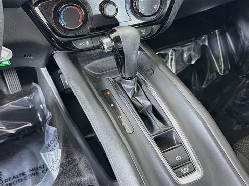 Used 2018 Honda HR-V LX image 33