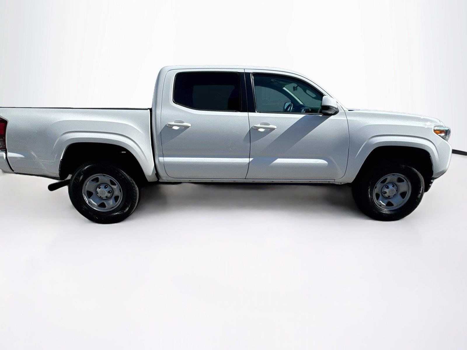 Used 2020 Toyota Tacoma SR w/ SR Convenience Package RWD image 6