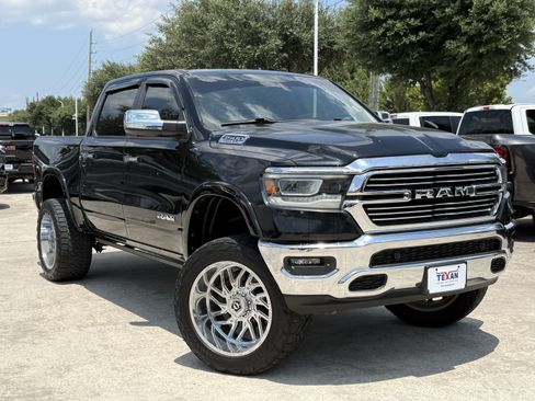 Used 2020 RAM 1500 Laramie AWD/4WD image 2