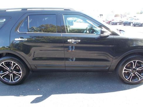 Used 2014 Ford Explorer Sport w/ Equipment Group 401A AWD/4WD image 12