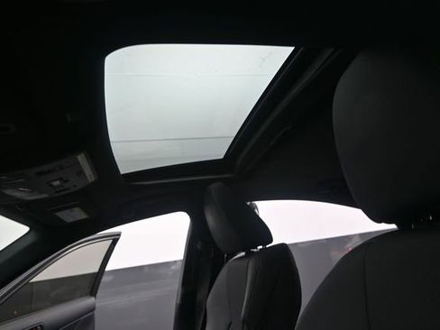 Used 2023 Lexus IS 350 F Sport RWD image 13