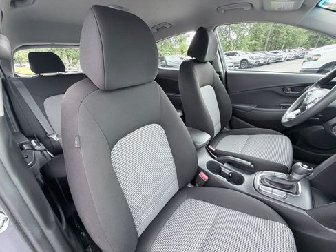 Used 2021 Hyundai Kona SE FWD image 23