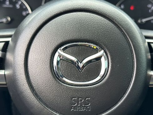 Used 2022 MAZDA MAZDA3 s FWD image 29