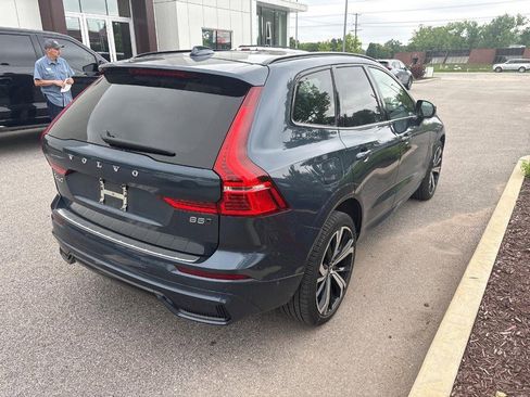 Used 2024 Volvo XC60 B5 Ultimate w/ Protection Package Premier AWD/4WD image 3