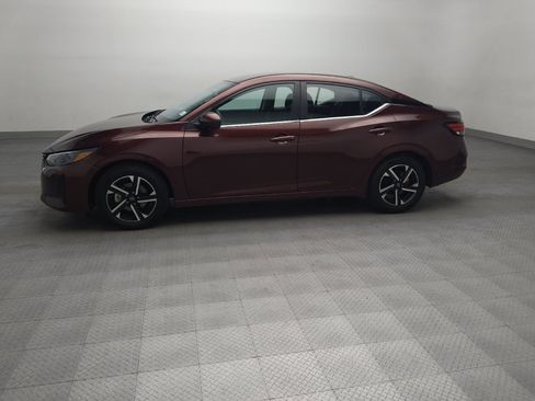 Used 2024 Nissan Sentra SV FWD image 2