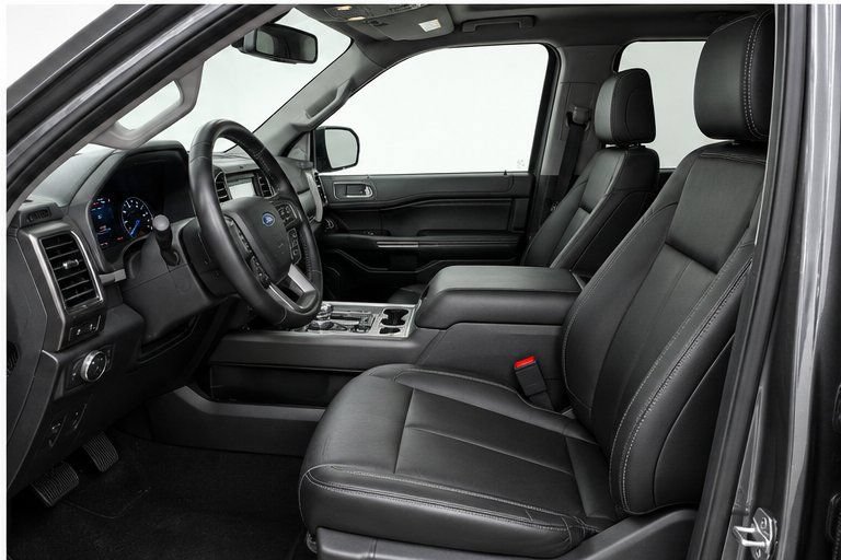 Used 2021 Ford Expedition Max Limited RWD image 4