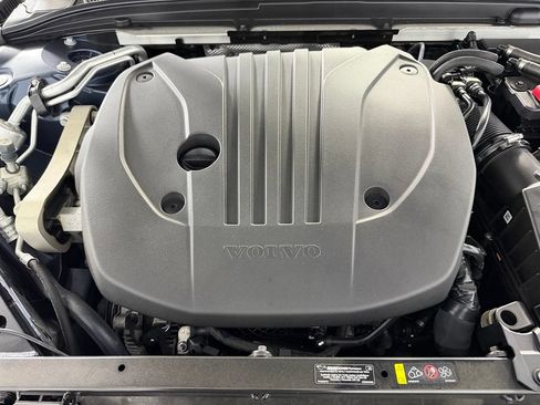 Used 2025 Volvo S60 B5 Core AWD/4WD image 35
