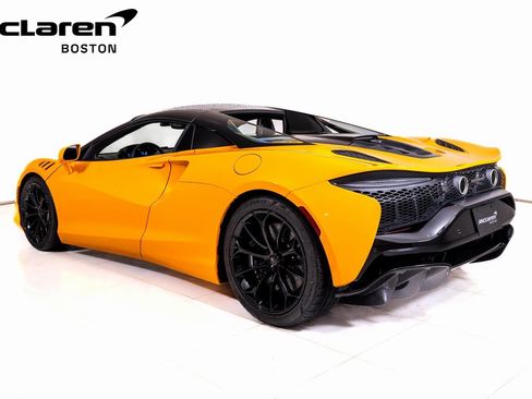 New 2026 McLaren Artura Spider image 4