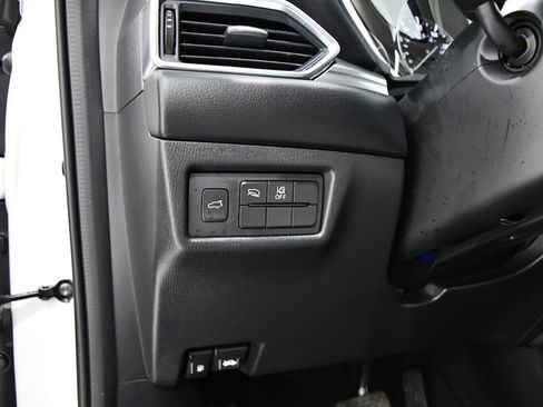 Used 2025 MAZDA CX-5 AWD 2.5 S w/ Preferred Package image 11