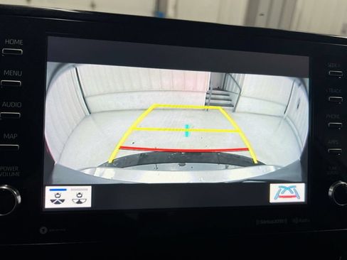 Used 2023 Toyota Camry XSE FWD image 15