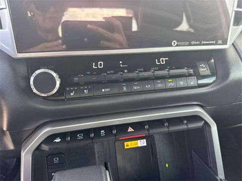 Used 2024 Toyota Tundra Platinum image 26