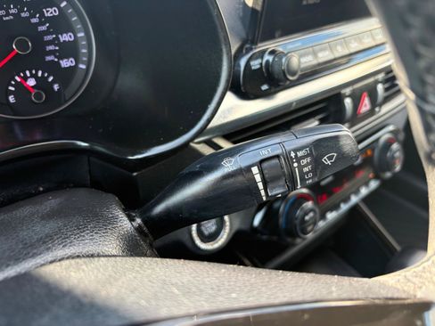 Used 2020 Kia Forte EX FWD image 31