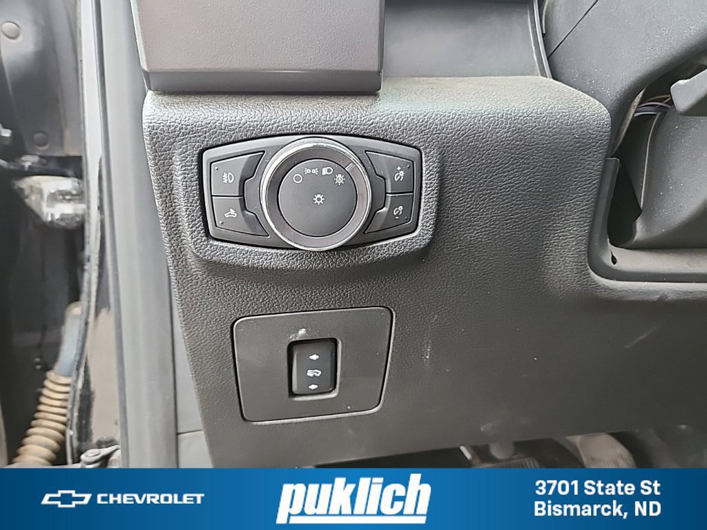 Used 2017 Ford F150 XLT w/ Equipment Group 302A Luxury AWD/4WD image 13