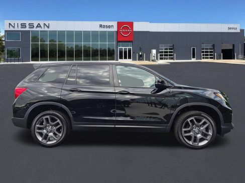 Used 2023 Honda Passport EX-L image 2