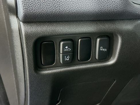 Used 2024 Mitsubishi Outlander Sport AWD image 17