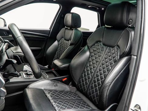 Used 2018 Audi SQ5 Prestige w/ Prestige Package image 36