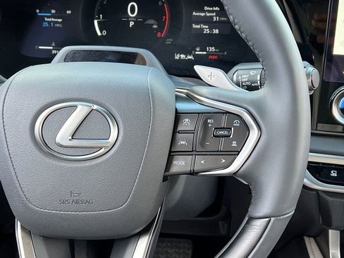 Certified 2025 Lexus RX 350 Premium image 17